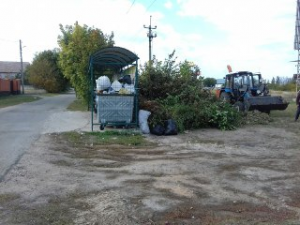 Працівники КП "Горянин" прибрали стихійні сміттєзвалища в Горі