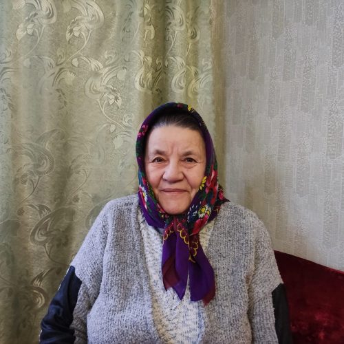 Жителька Гори Надія Федорівна Лозко, дякує працівникам сільської ради