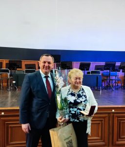 Жителька Гори отримала нагрудний знак до почесного звання України «Мати-героїня»