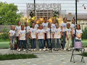 У Горі у парку Ошитківський відбувся благодійний вечір української пісні на підтримку ЗСУ
