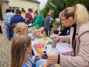 У закладах освіти пройшли благочинні акції на підтримку ЗСУ