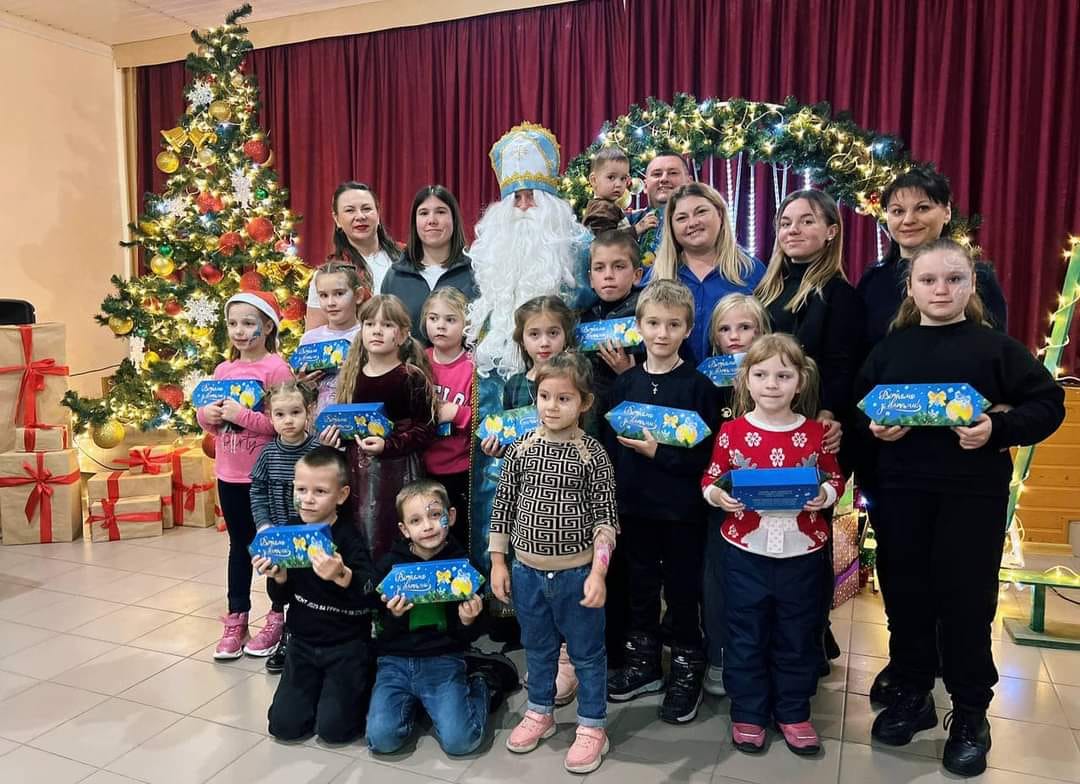 Діти громади отримали солодкий подарунок до Дня Святого Миколая