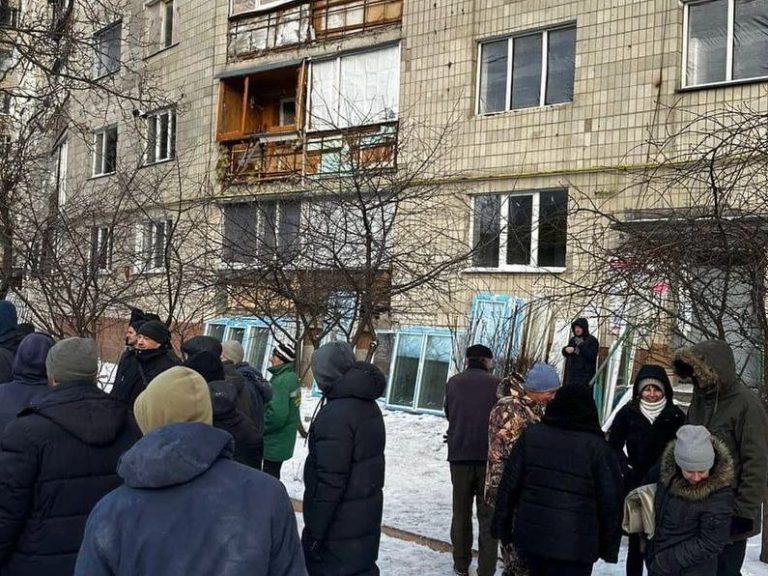 Руслан Кравченко: На Київщині вже відновили понад третину об’єктів, пошкоджених внаслідок останніх атак росіян