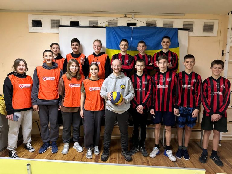 У Обухівському районі продовжуються шкільні змагання волейбольних команд в рамках Всеукраїнських шкільних ліг пліч-о-пліч