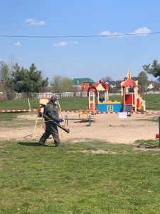 Увага: проведено обробку від кліщів!