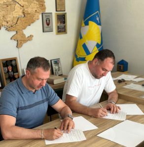 Укладено контракти з переможцями конкурсу на посади директорів ліцеїв громади