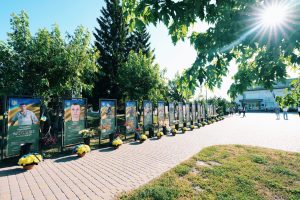 НЕЗАЛЕЖНІСТЬ, ЗА ЯКУ БОРЕМОСЯ. НЕЗАЛЕЖНІСТЬ, ЗА ЯКУ ДЯКУЄМО. Сьогодні, 24 серпня, Україна  відзначає День Незалежності.