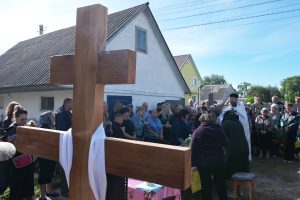 Гірська громада провела в останню земну дорогу свого Героя - Захисника України Юрія Бідненка із села Ревне