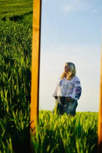 «Ти в темі? В темі!»: як Ірина Губарева створила простір творчості й тепла для громади